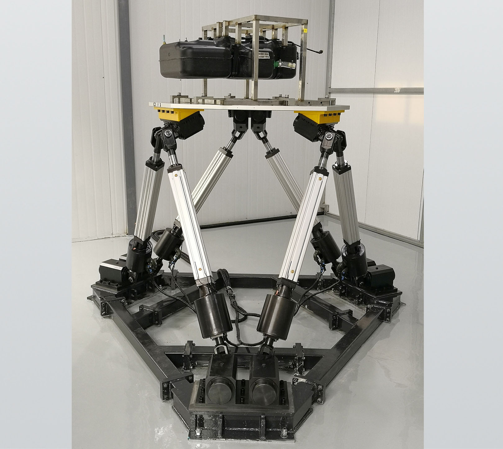 六自由度振動(dòng)臺(tái)